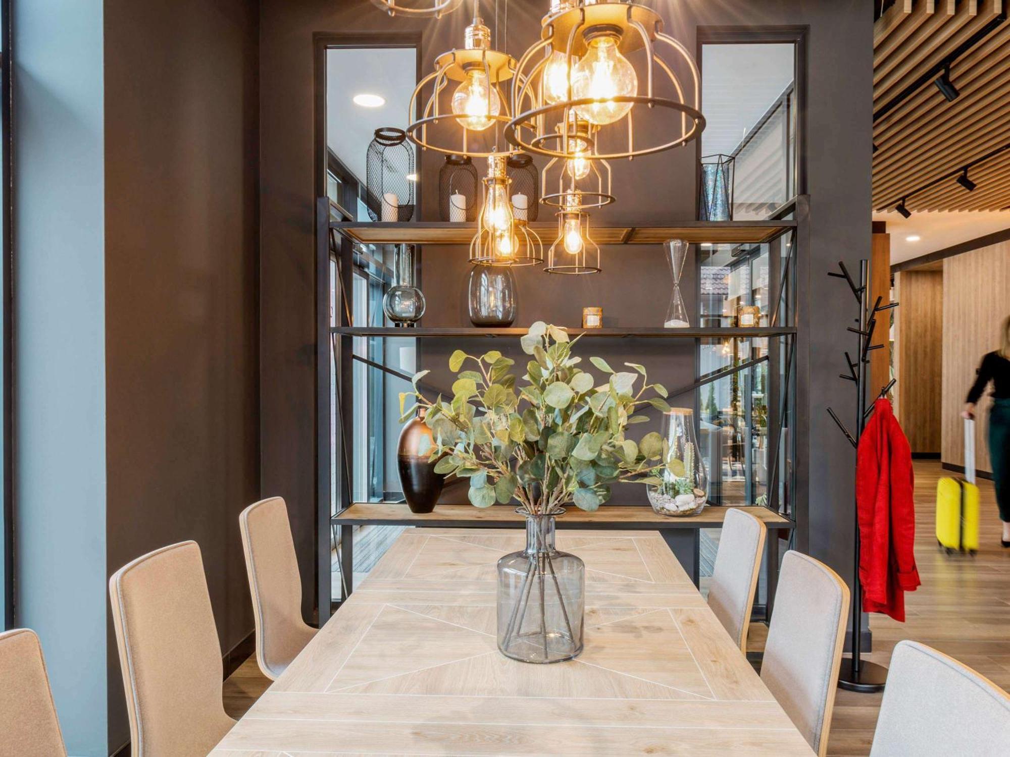 Ibis Styles Krakow East Hotell Exteriör bild