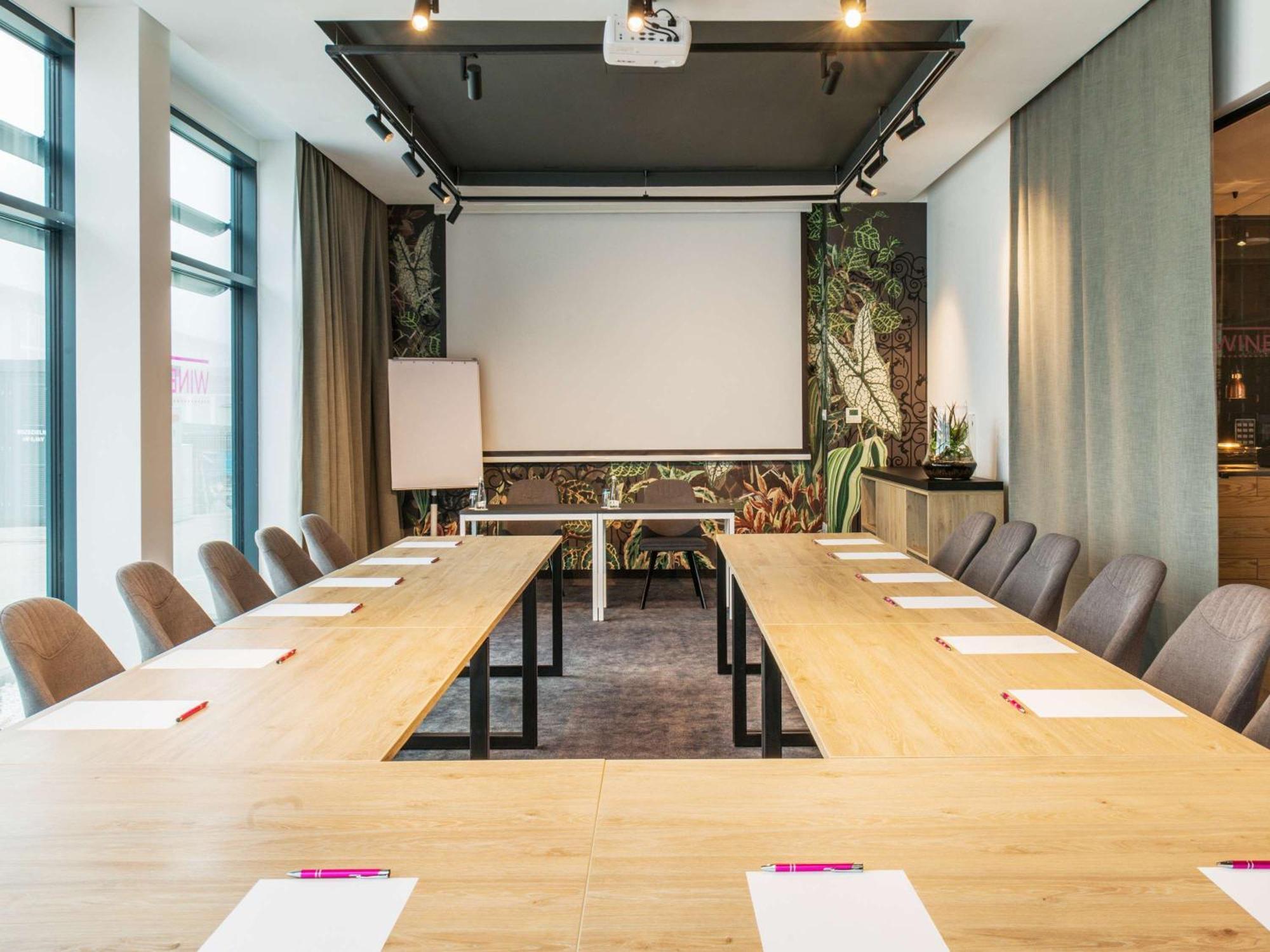 Ibis Styles Krakow East Hotell Exteriör bild